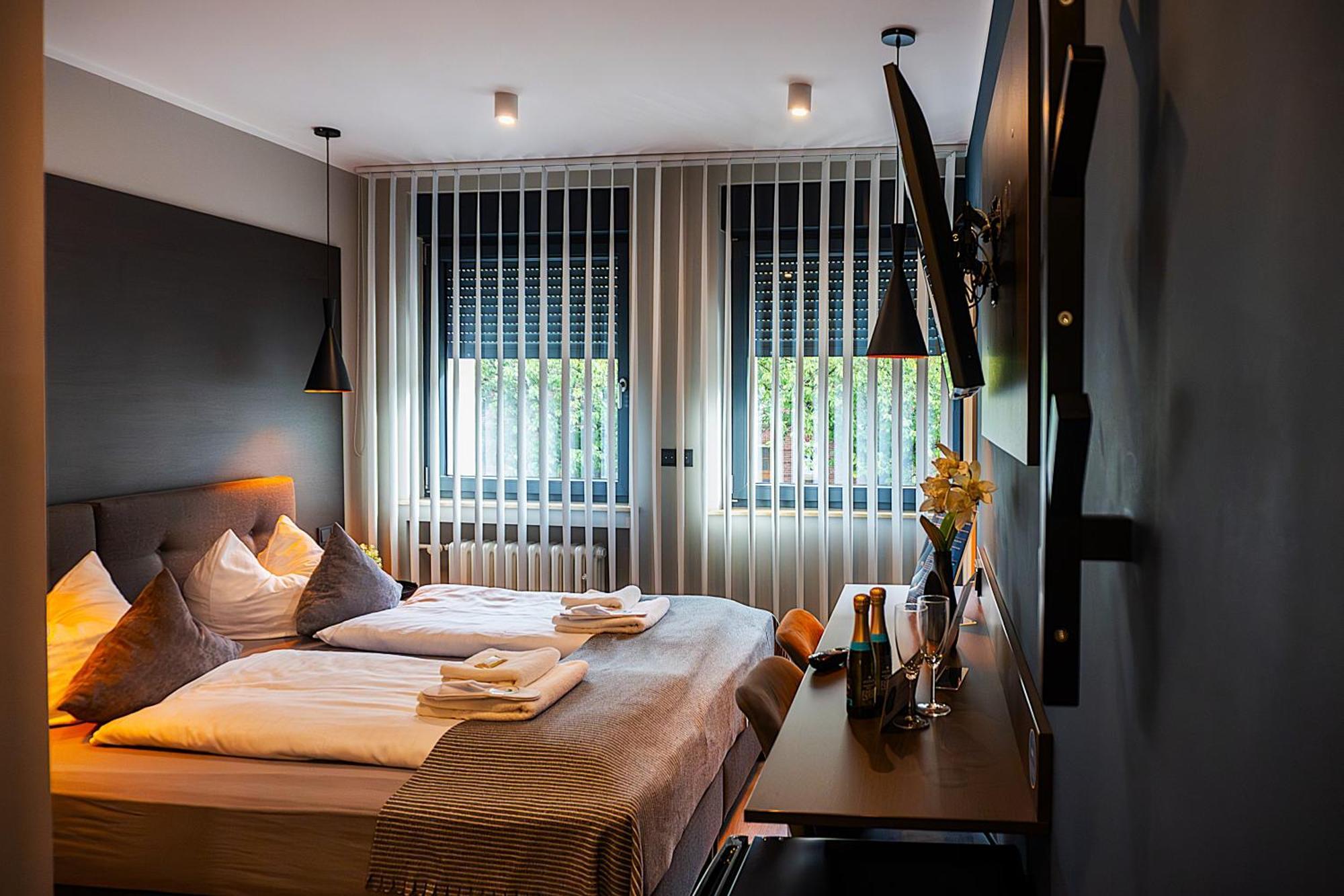 Liro Hotel Moers Exterior photo